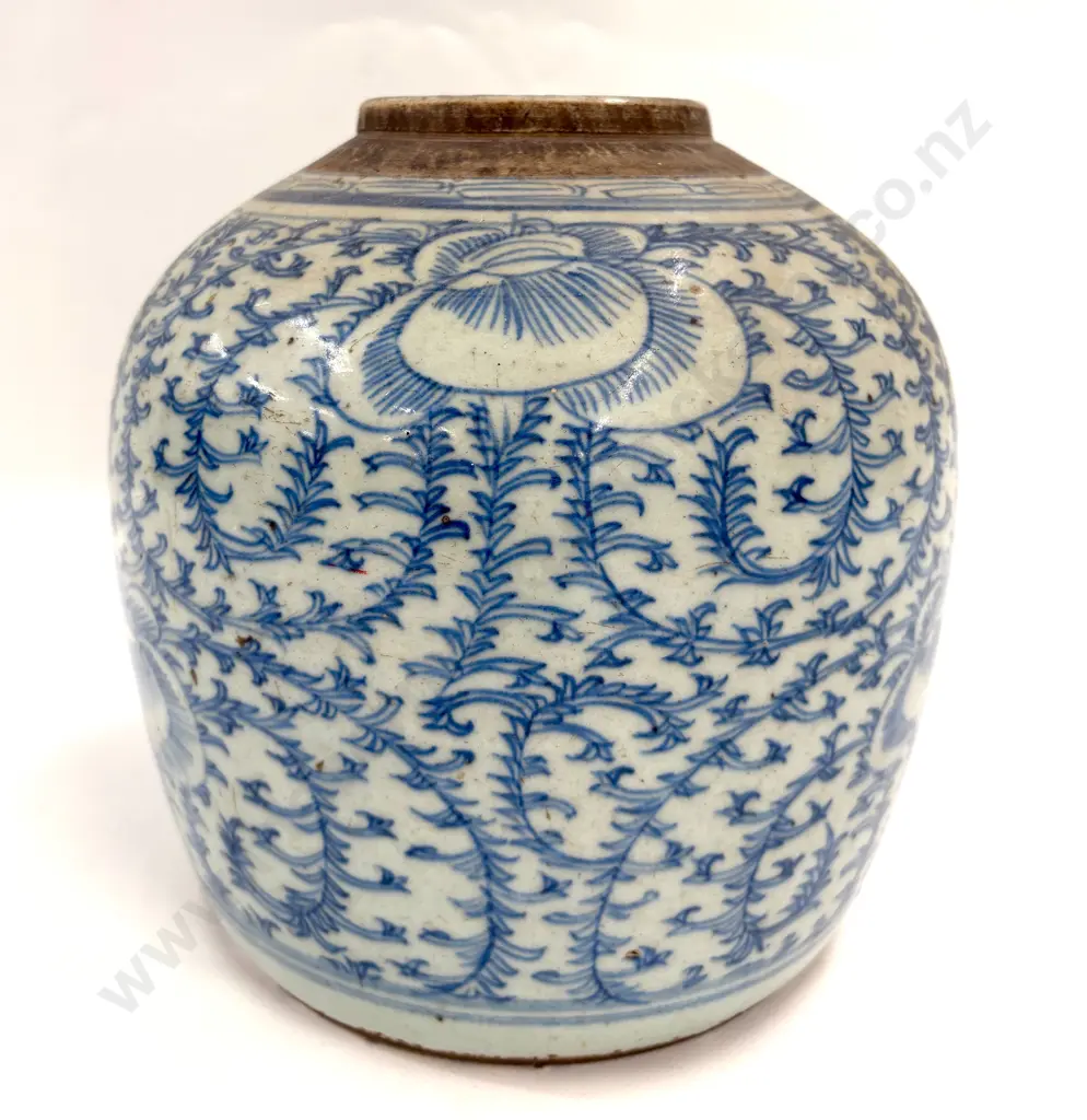 Chinese Qing Dynasty Blue and White Porcelain Jar, H20xD20cm Image 1++