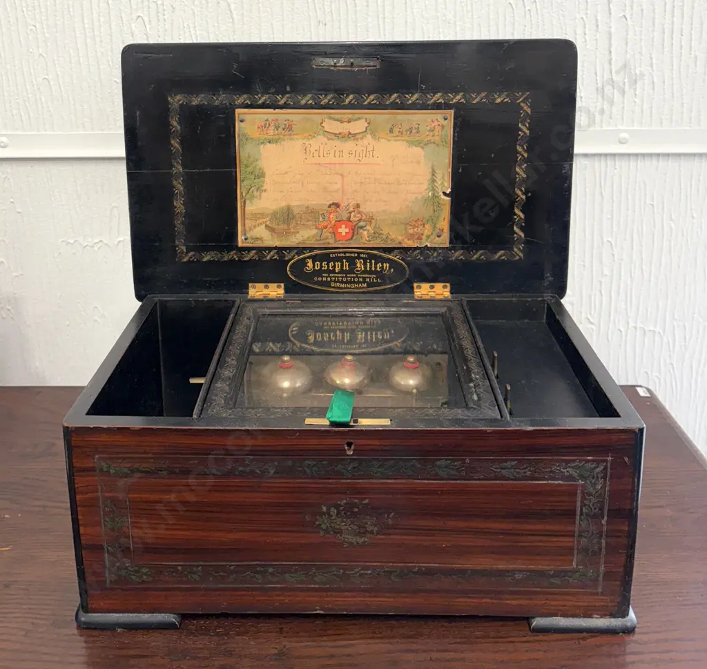 Joseph Riley, Birmingham Mahogany Music Box Image 1++