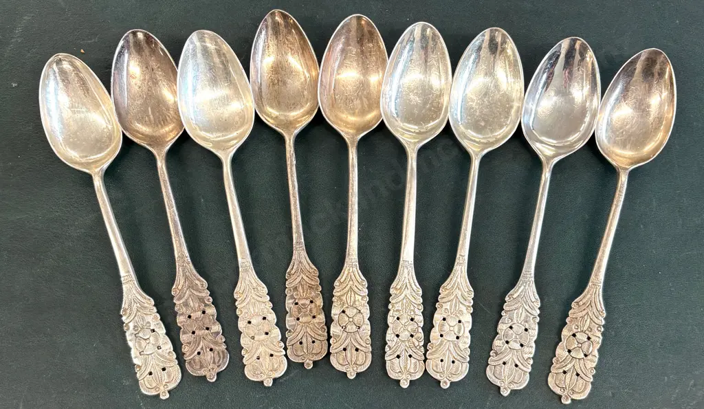 Peruvian Sterling Silver .925 Floral Pattern Set of Nine Spoons TW682gms Image 1++