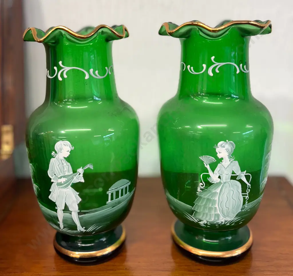 Pair of Green Mary Gregory Ruffle Edge Glass Vases H23cm Image 1++