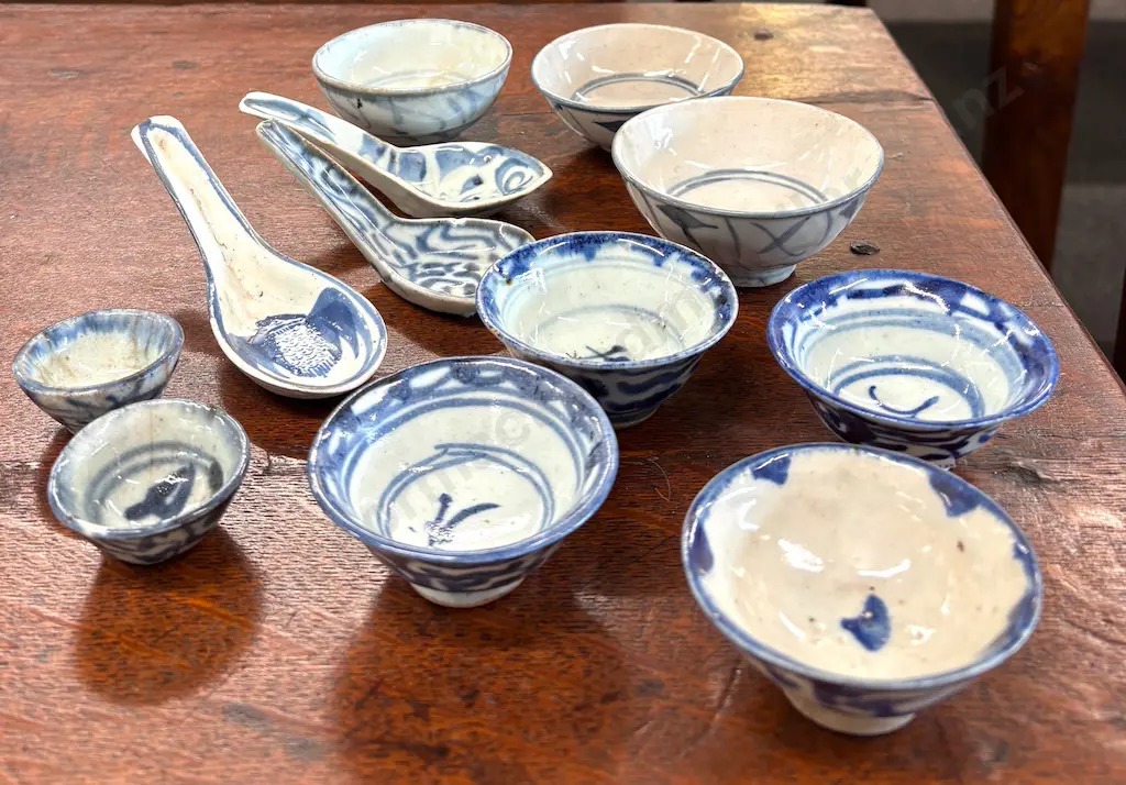 Assorted small Chinese Blue and White porcelain Sauce Bowls and Spoons Image 1++