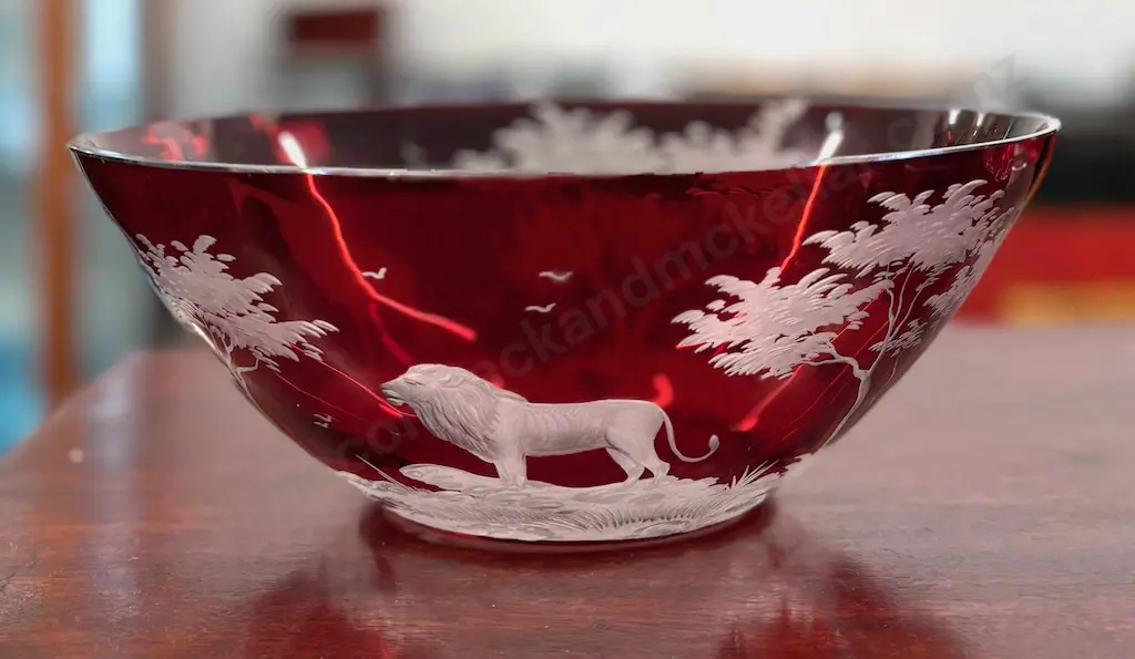 Ruby Cut Glass Safari Bowl D25.5cm Image 1++
