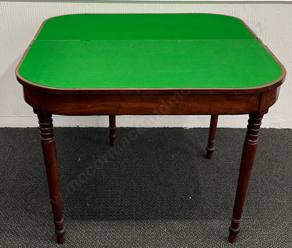 Mahogany half round Games Table with felt top, L90xW87xH67cm Image 1++