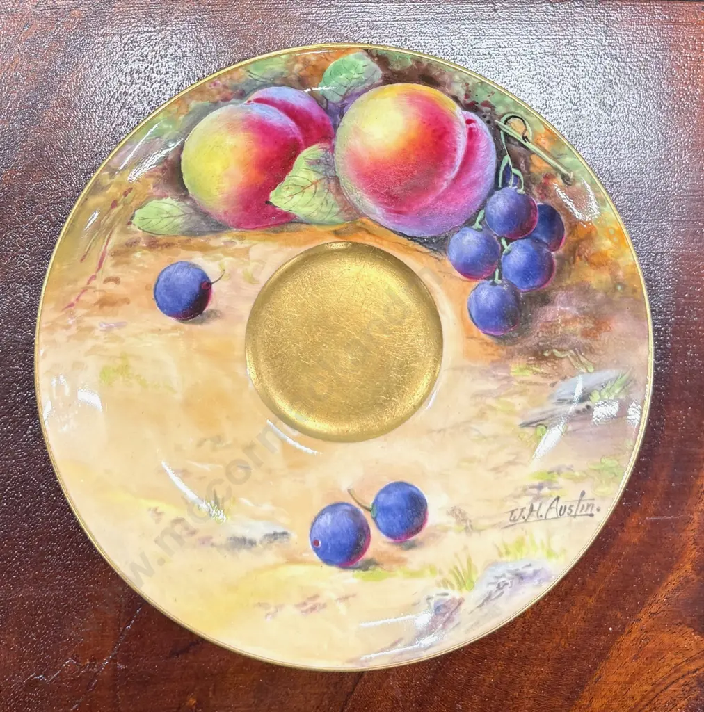 Royal Worcester Fruit Saucer signed WH Austin Image 1++