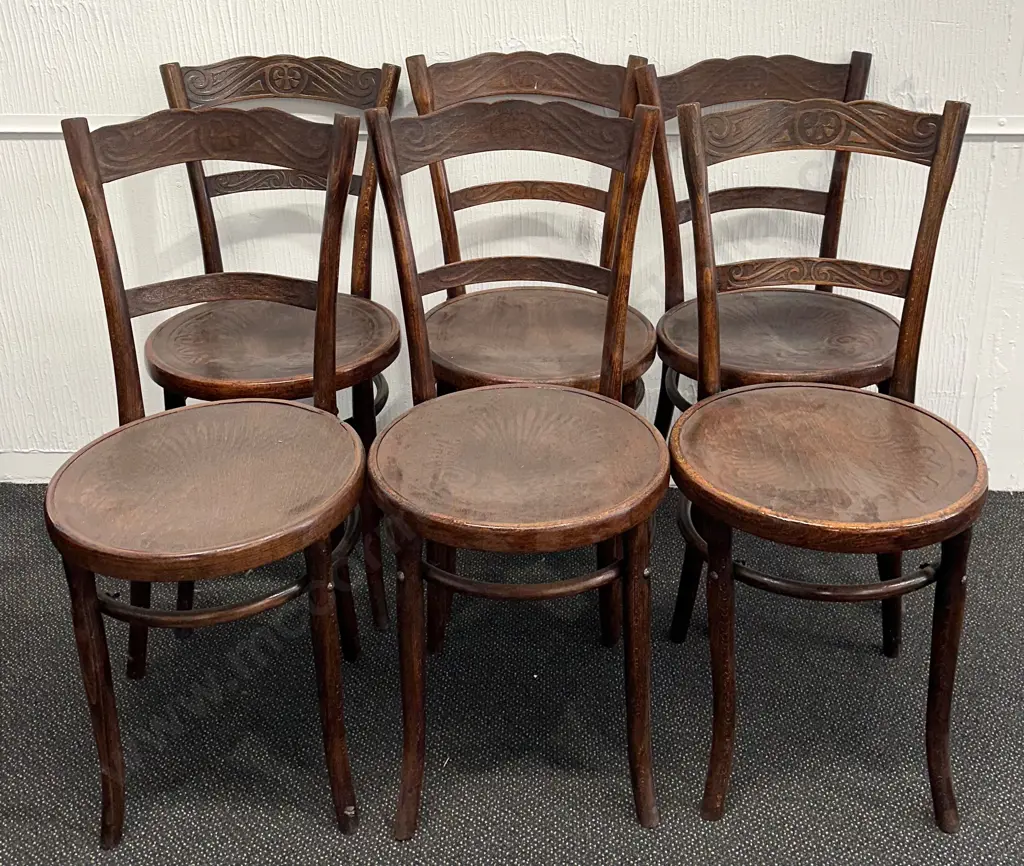 Set of 6 Austrian Bentwood Chairs Image 1++