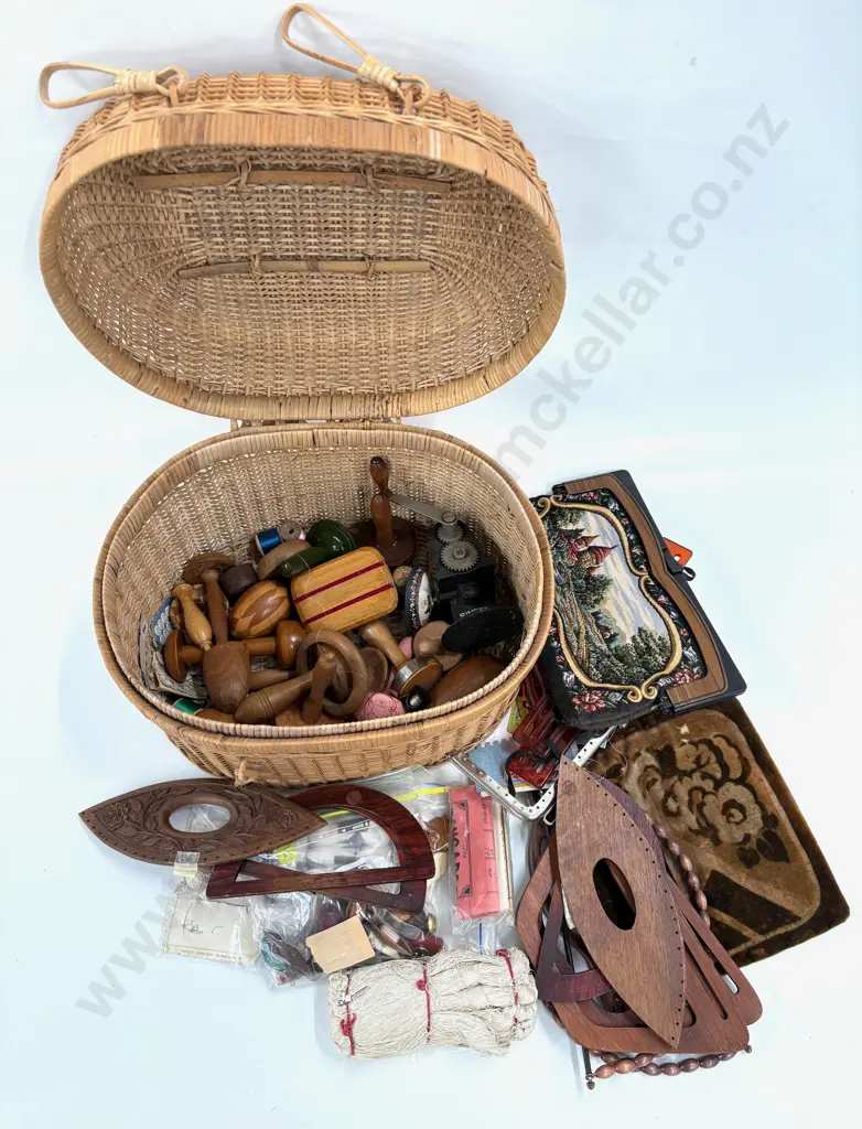 Sewing Basket containing Sewing Accessories Darning Mushrooms etc Image 1++