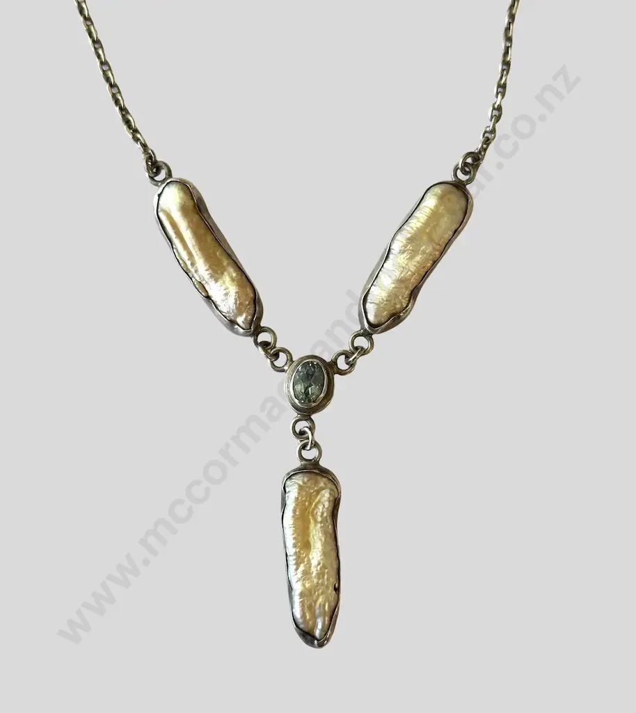 Silver Chain Necklace with Pearl and Aquamarine Pendant, stamped 925, TW14.9gm Image 1++