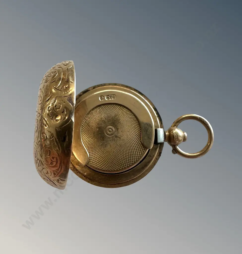 9ct Gold Sovereign Case, TW15.1gms Image 1++