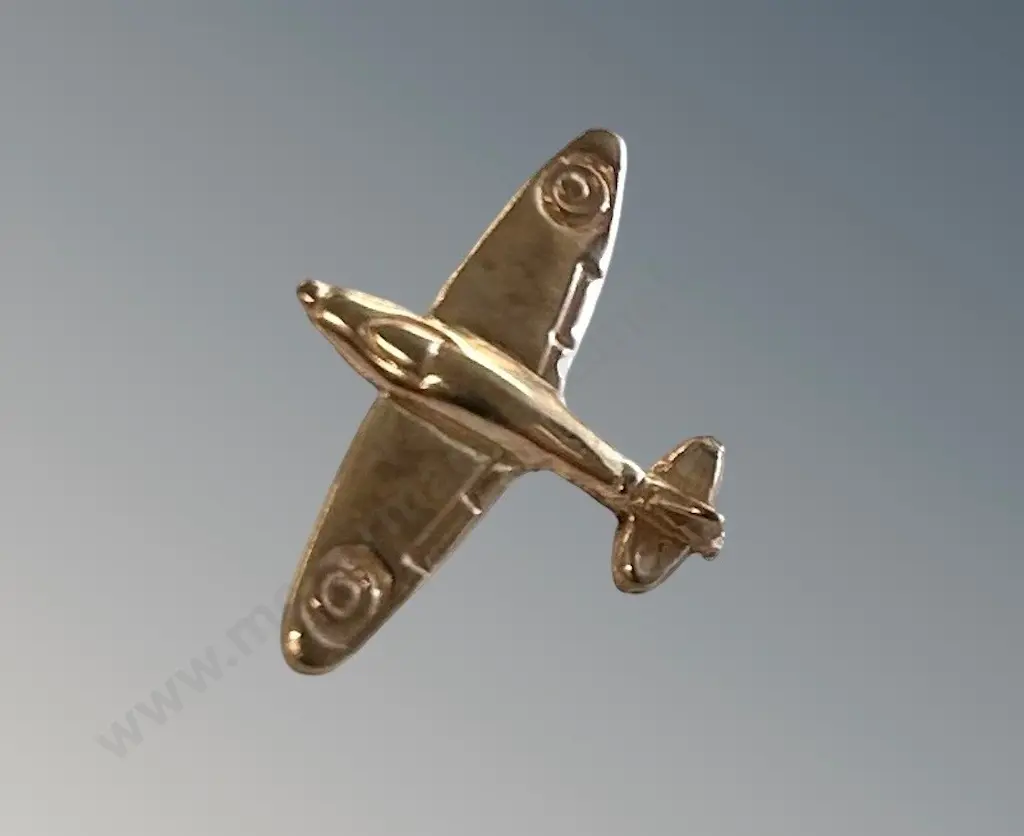 9ct Gold Spitfire Tiepin, TW3.4gms Image 1++