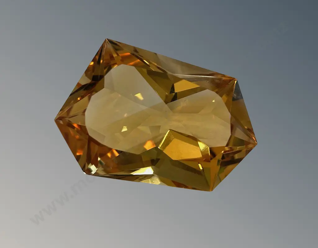Asymmetrical Hexagonal Shaped Citrine, Clarity VVS, TW430.32ct, Valuation $2800 Image 1++