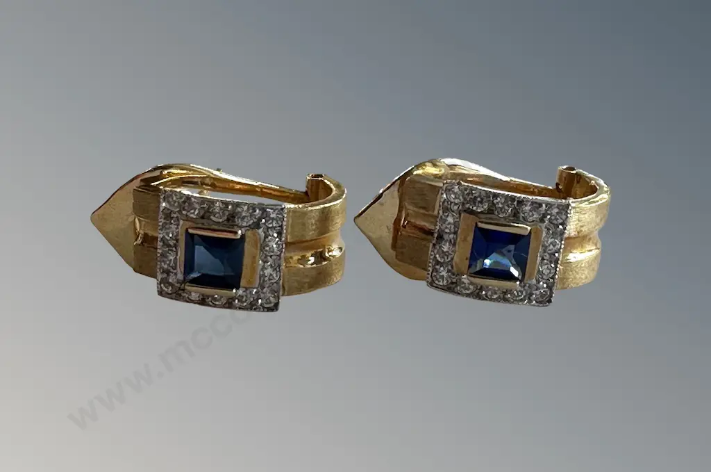 Pair of 14ct Gold Sapphire Cluster Earrings, TW4.9gms Image 1++