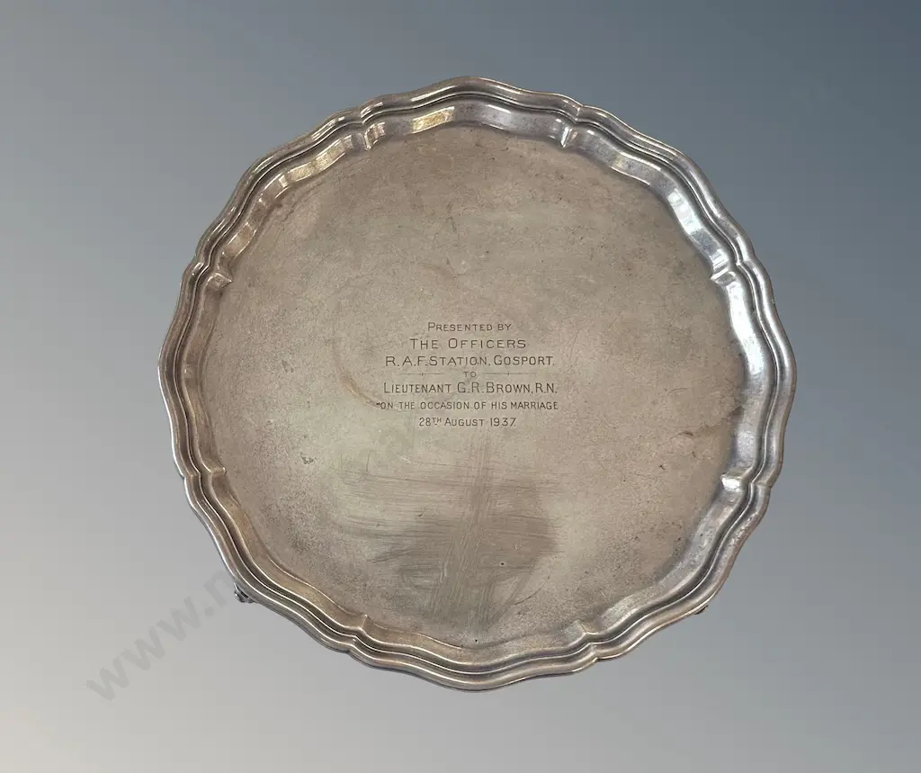 Sterling Silver Footed Salver, L25.5cm, TW513gms Image 1++