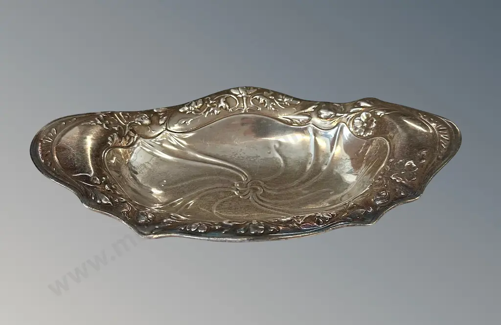 Sterling Silver Art Nouveau Bonbon Dish,  L23cm, TW125gms Image 1++
