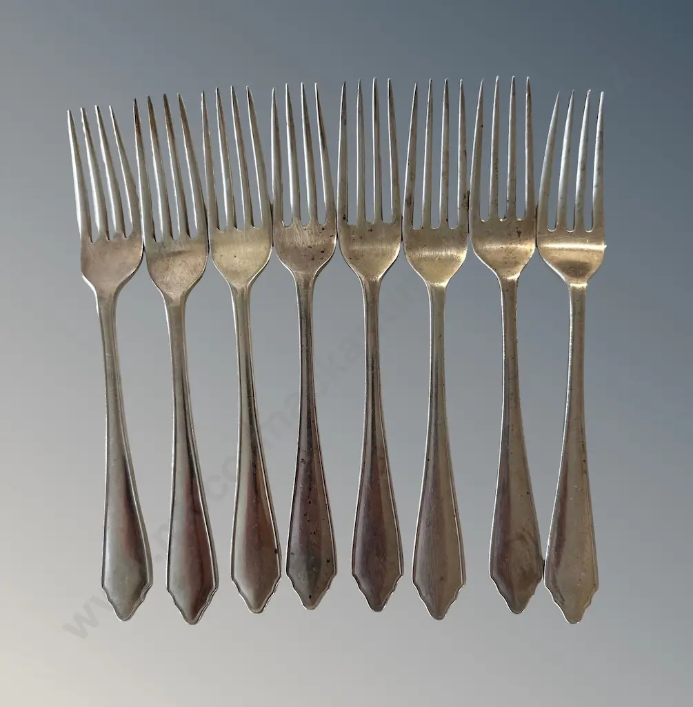 Set of Eight Sterling Silver Forks, TW385gms Image 1++