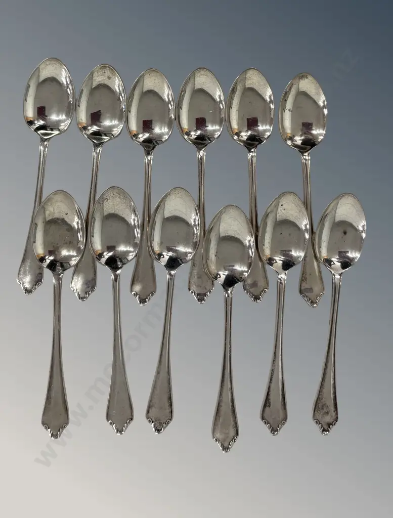 Twelve Sterling Silver Trefoil End Teaspoons, Sheffield 1941, TW157gms Image 1++