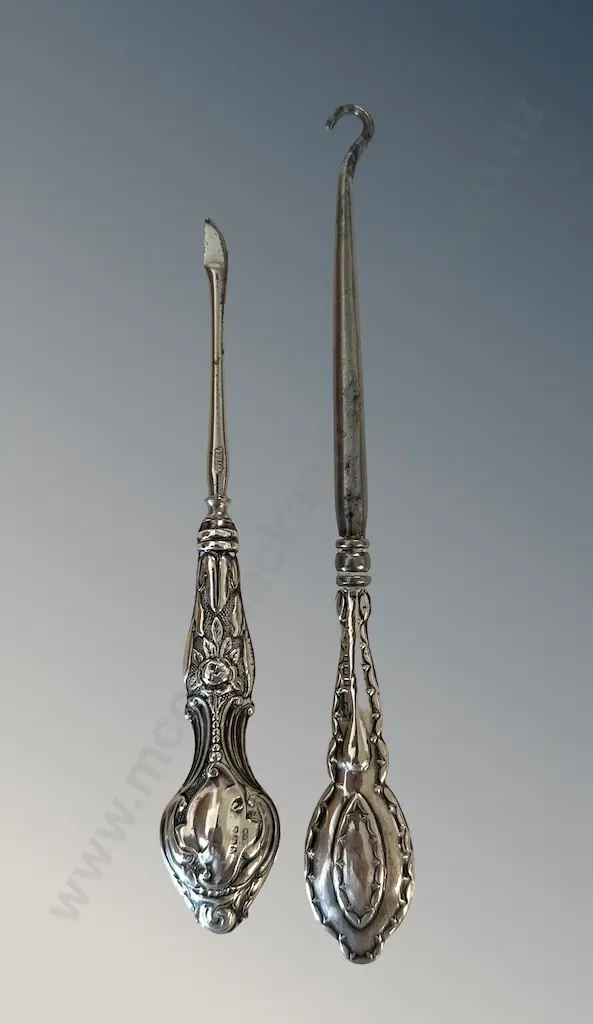 Sterling Silver Handled Lace Hook & Cuticle Tool TW46.9gms Image 1++