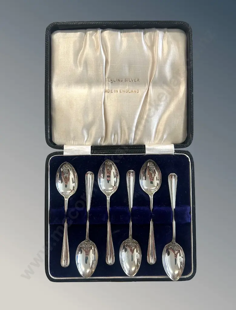 Cased set of Six Sterling Silver Teaspoons, TW58gms Image 1++