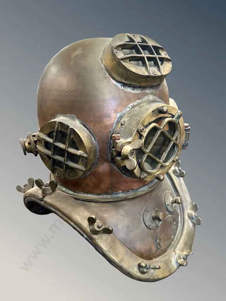 Toa Diving Apparatus Co. USA Reproduction Copper and Brass Divers Helmet H48cm Image 1++