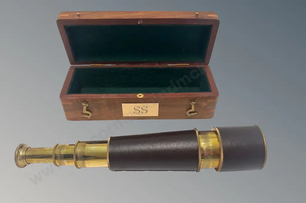 Boxed Leather and Brass 4 Drawer Telescope Image 1++