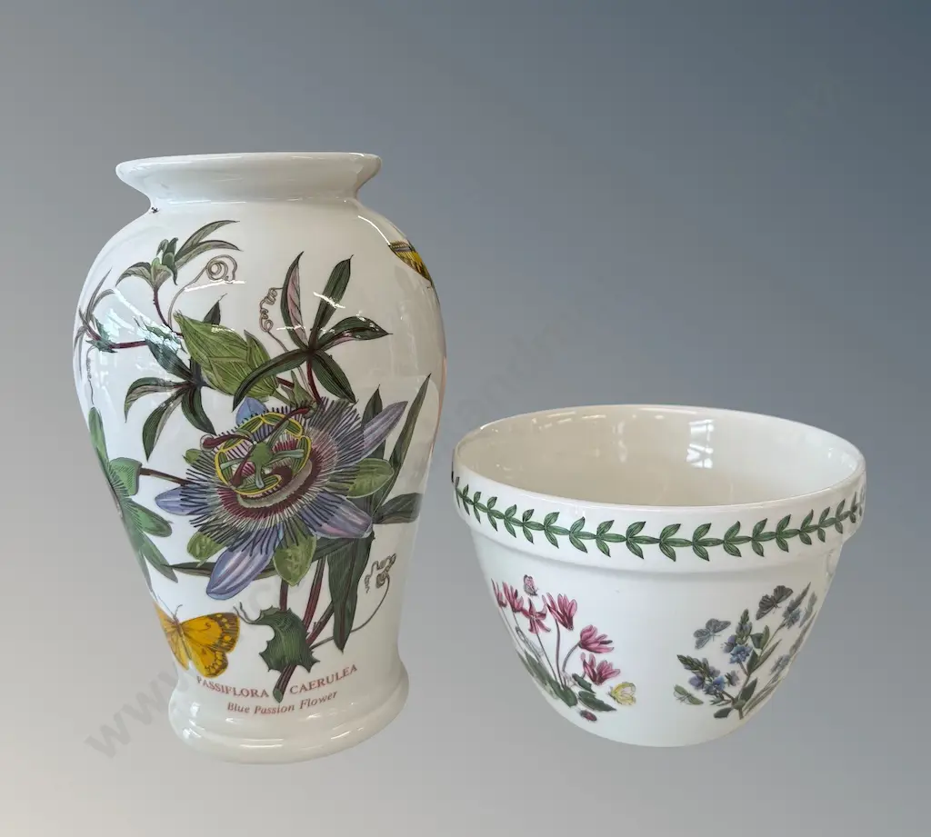 Portmeirion Botanic Series Blue Passion Flower Vase H21cm and Bowl Image 1++