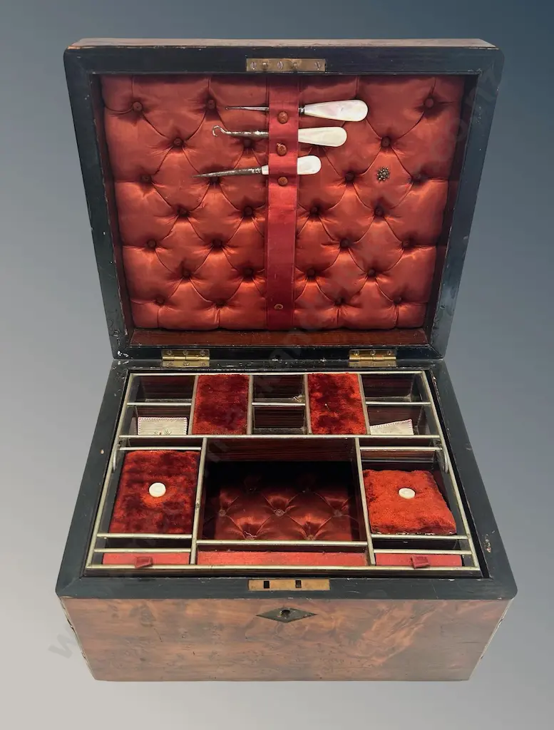 Burr Totara Jewellery Box with Fitted Interior, L28xH17xD23cm Image 1++