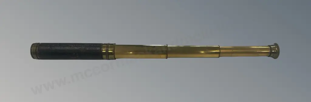 Brass and Leather 3 Draw Telescope, Functionable but Eyepiece Cracked Image 1++