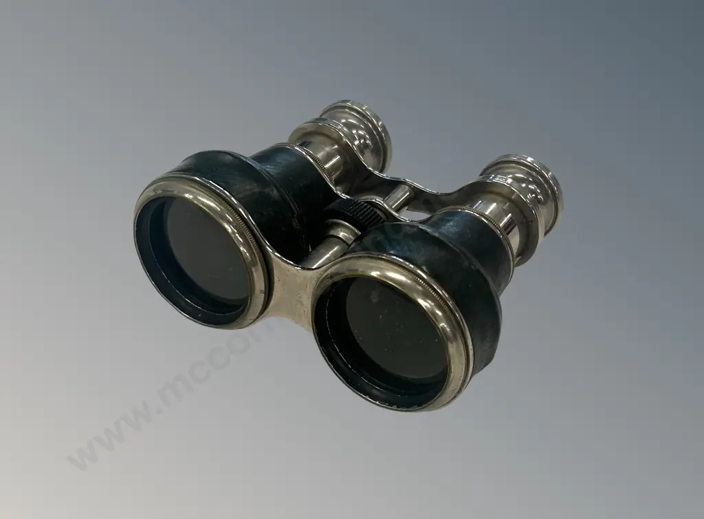 Opera Glasses, Chrome and Leather, Functional Image 1++