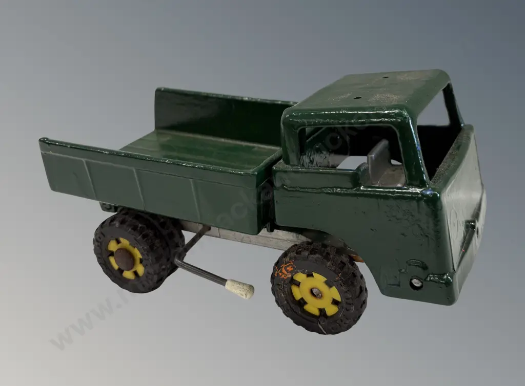 Fun Ho! - No.502 Green Truck (repainted) Image 1++