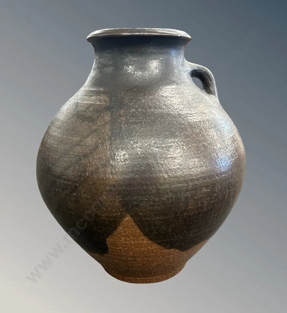 Frederika Ernsten, NZ - Large Pottery Pot, H35cm Image 1++