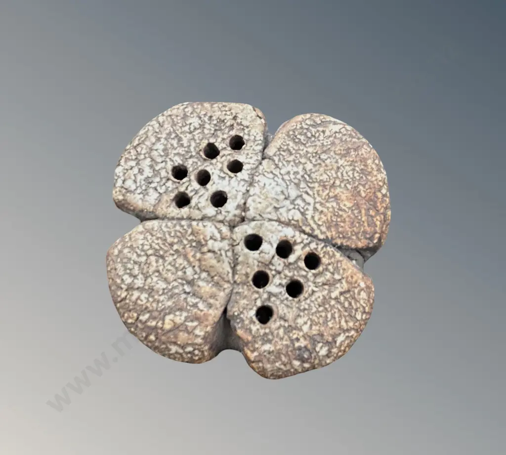 Len Castle, NZ - Pottery Small Sea Rock, L9xW9cm Image 1++