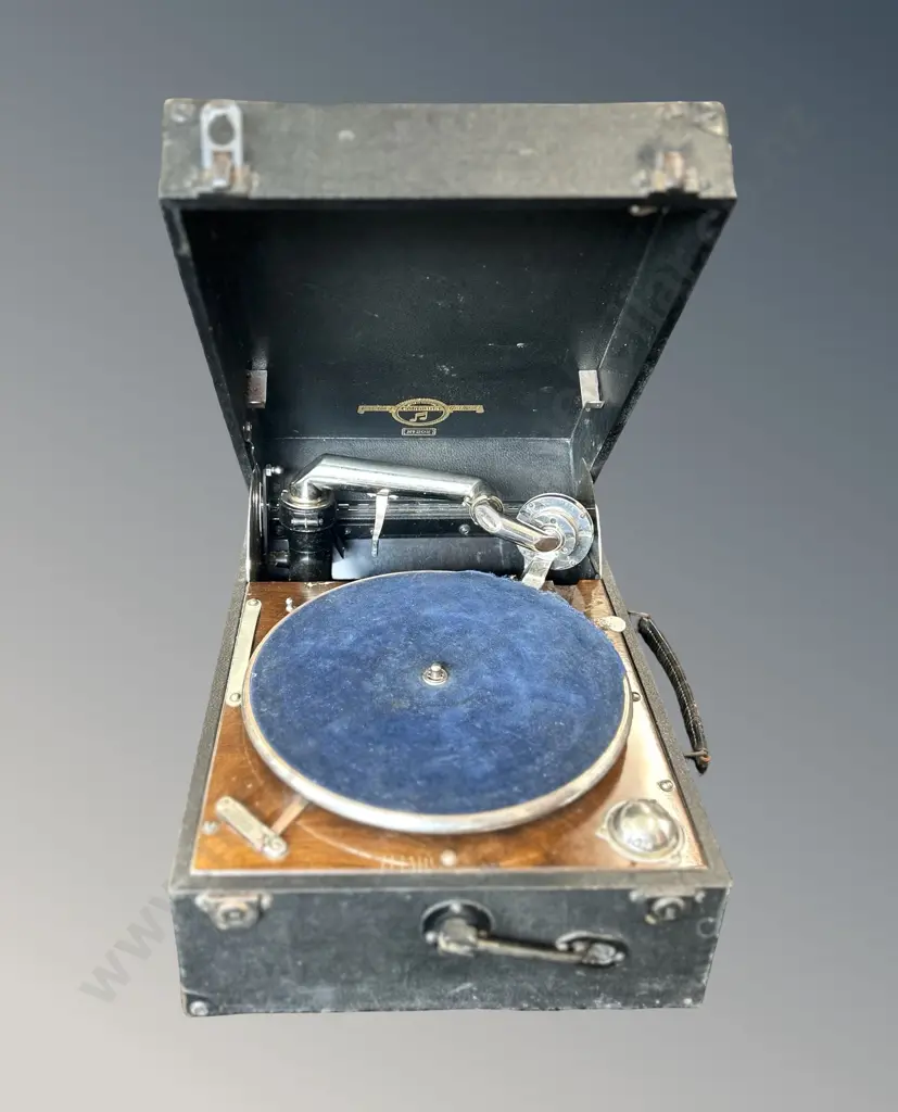 Leather Cased Columbia, made in England Gramophone Image 1++