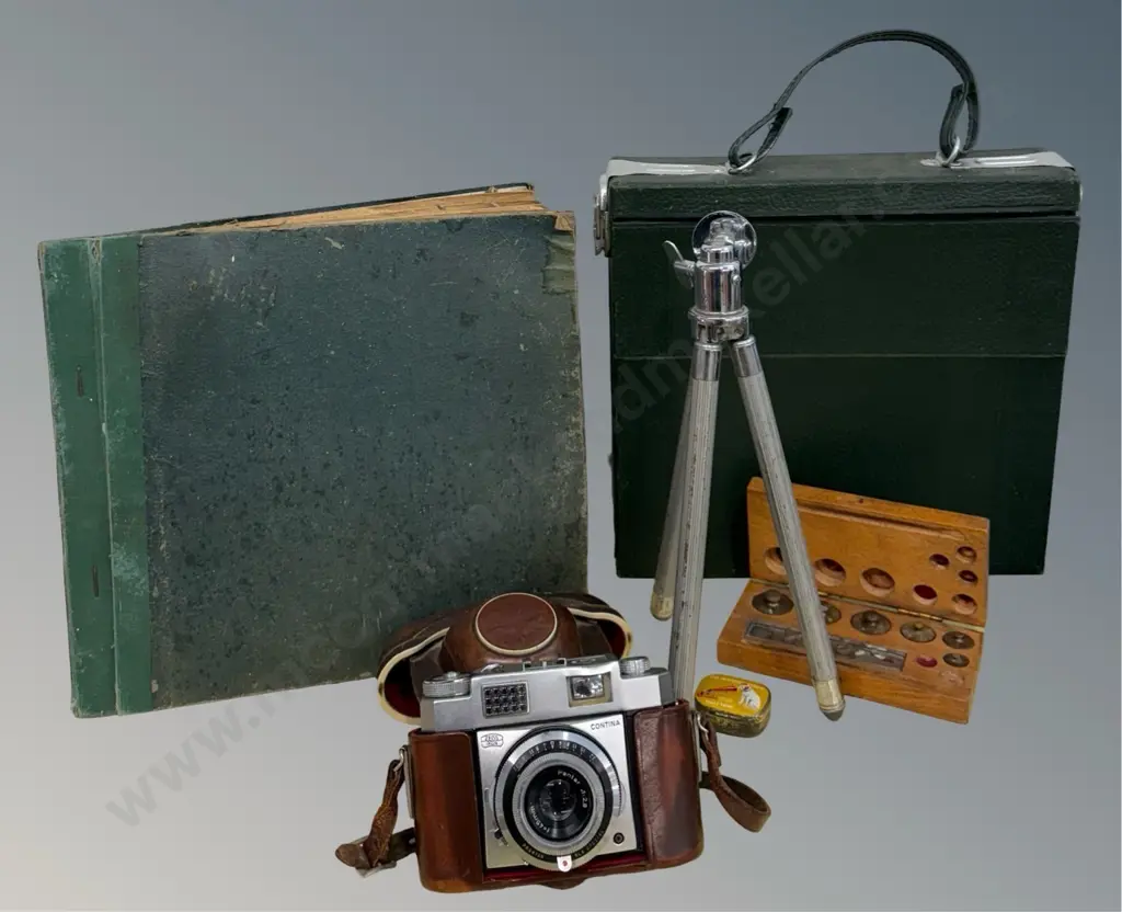 Zeiss Contina Camera in Leather Case, Tripod, HMV needles, Cased Weights & Old Gramophone Records/Case Image 1++