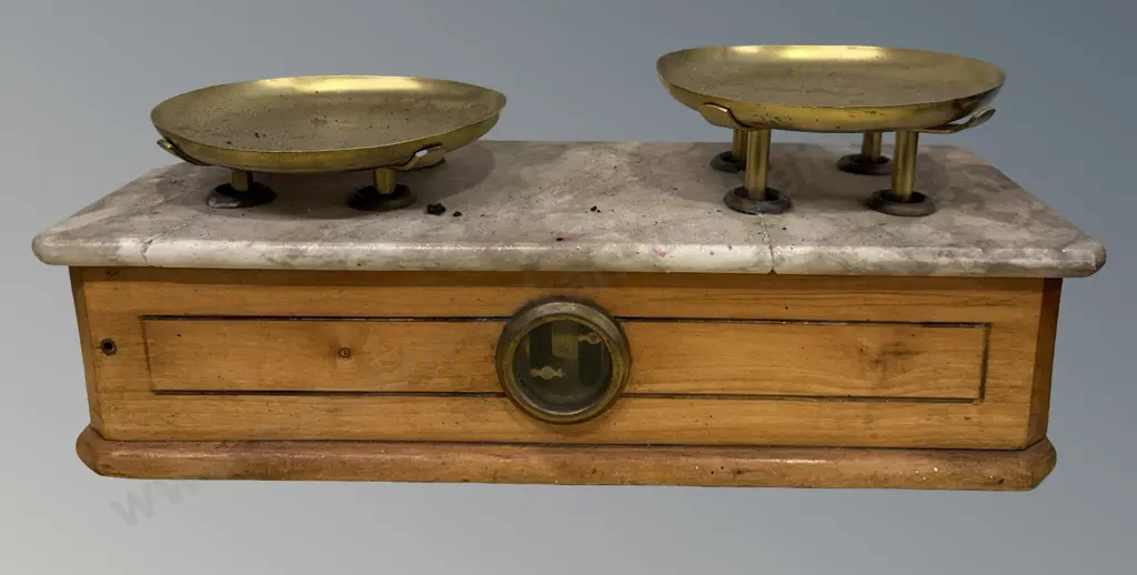 French Mahogany & Brass Marble Top Balance Scale (AF marble) H13.5xL40xD16cm Image 1++