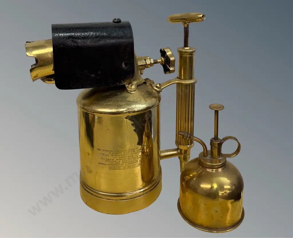 Holmia Sweden Blowtorch & Brass Oil Can Image 1++