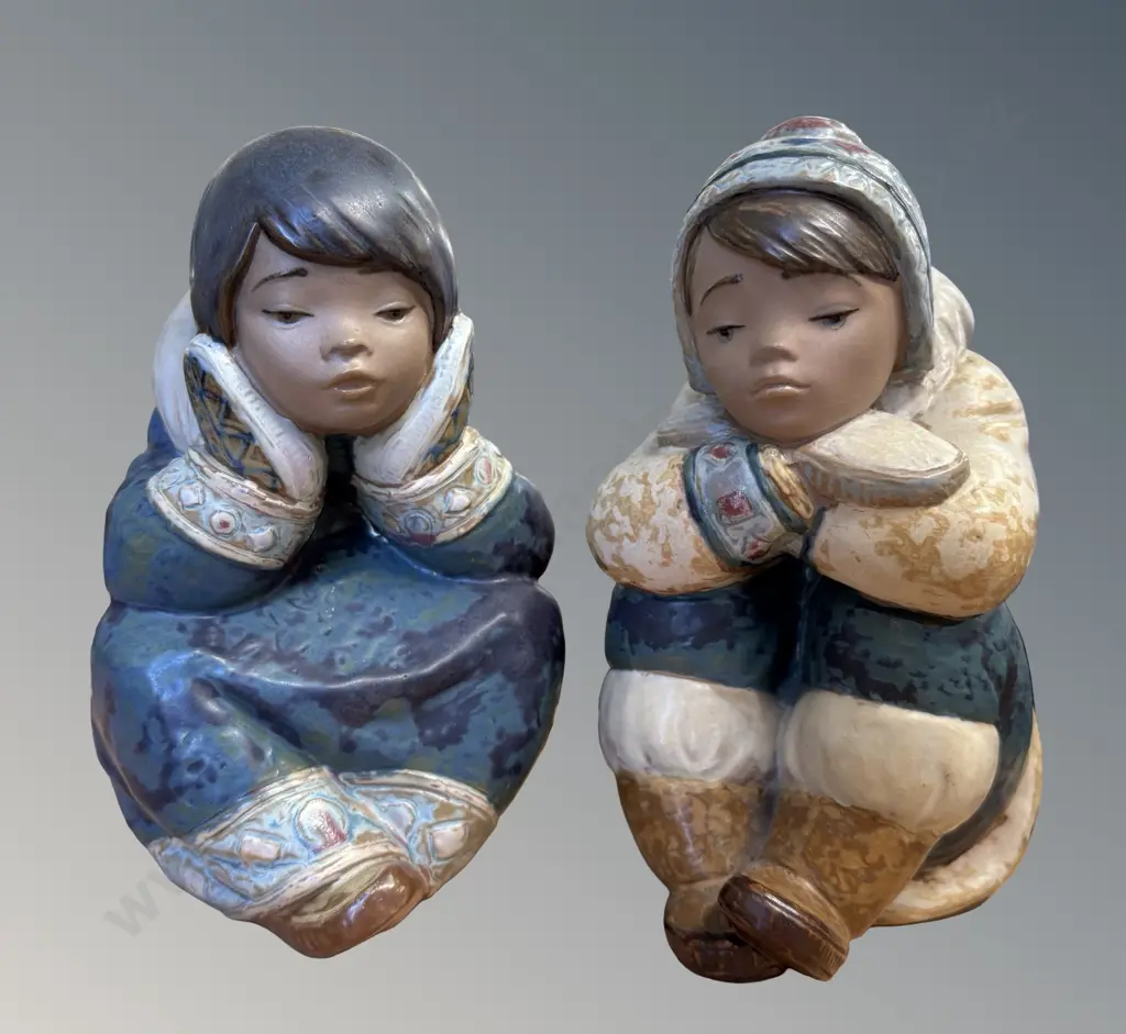 Pair of Lladro Figures - Pensive Eskimo Boy and Girl, H16cm & H17cm Image 1++