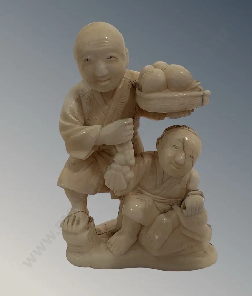 Ivory Figures with Fruit Basket, H7cm (AF) Image 1++