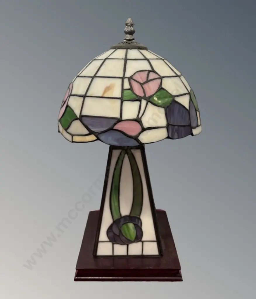 Tiffany Style - Juliana Collection, Leadlight Table Lamp, H42cm Image 1++