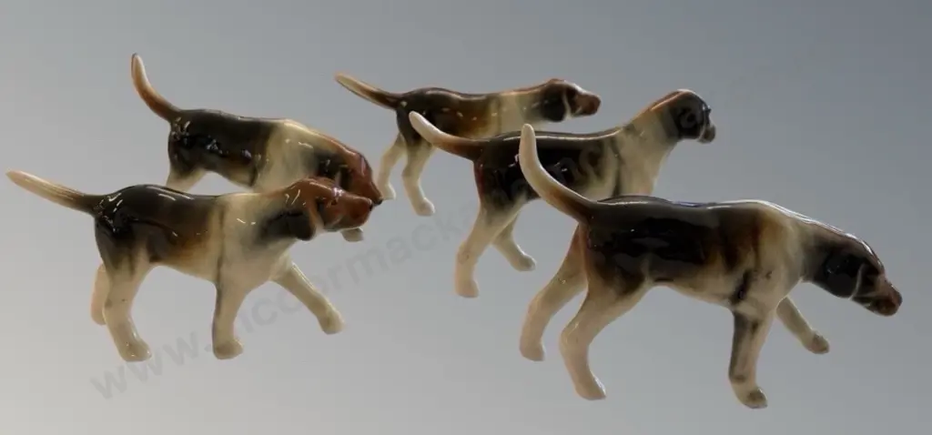 Five Bone China Hunting Dogs, L12cm Image 1++