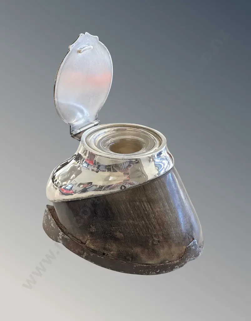 Silver Plate Hoof Inkwell Image 1++