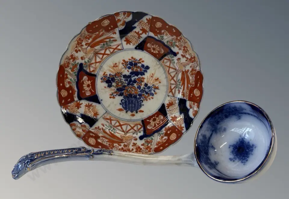  Blue, White & Gilt Porcelain Ladle, L33cm & Imari Plate, Dia21cm Image 1++
