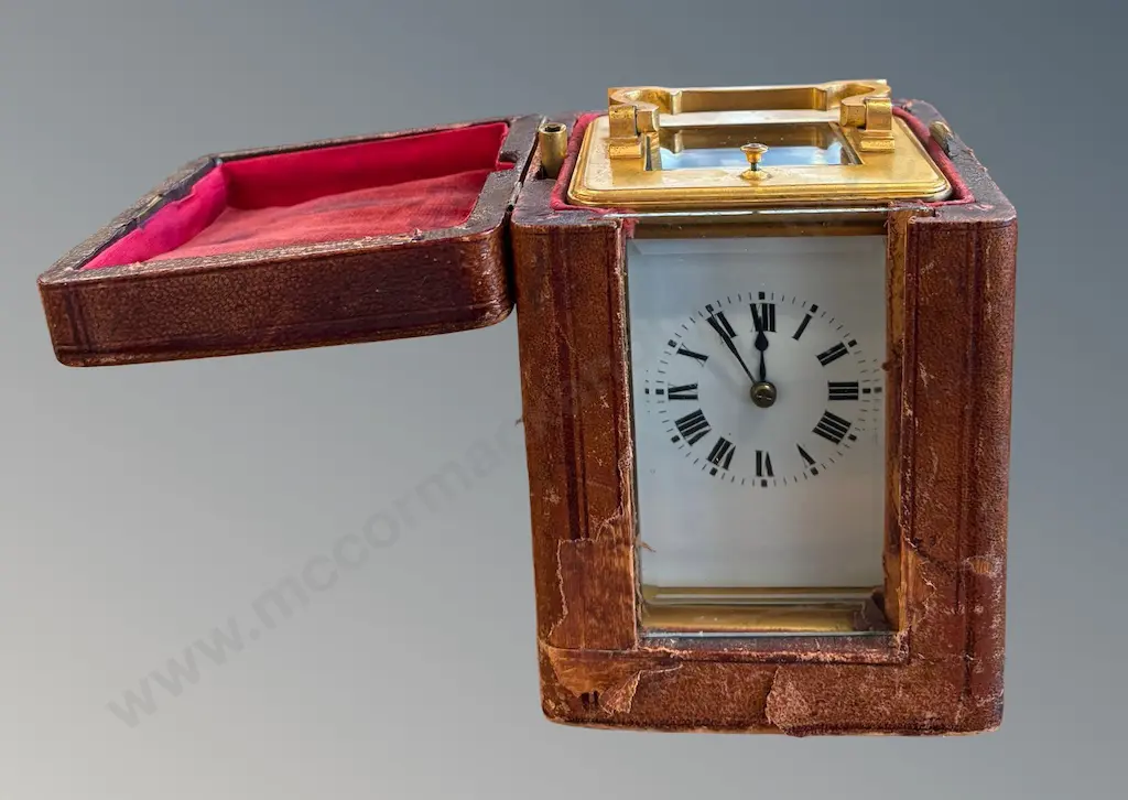 Leather Cased French Brass Travelling Clock with Key, H14cm Image 1++