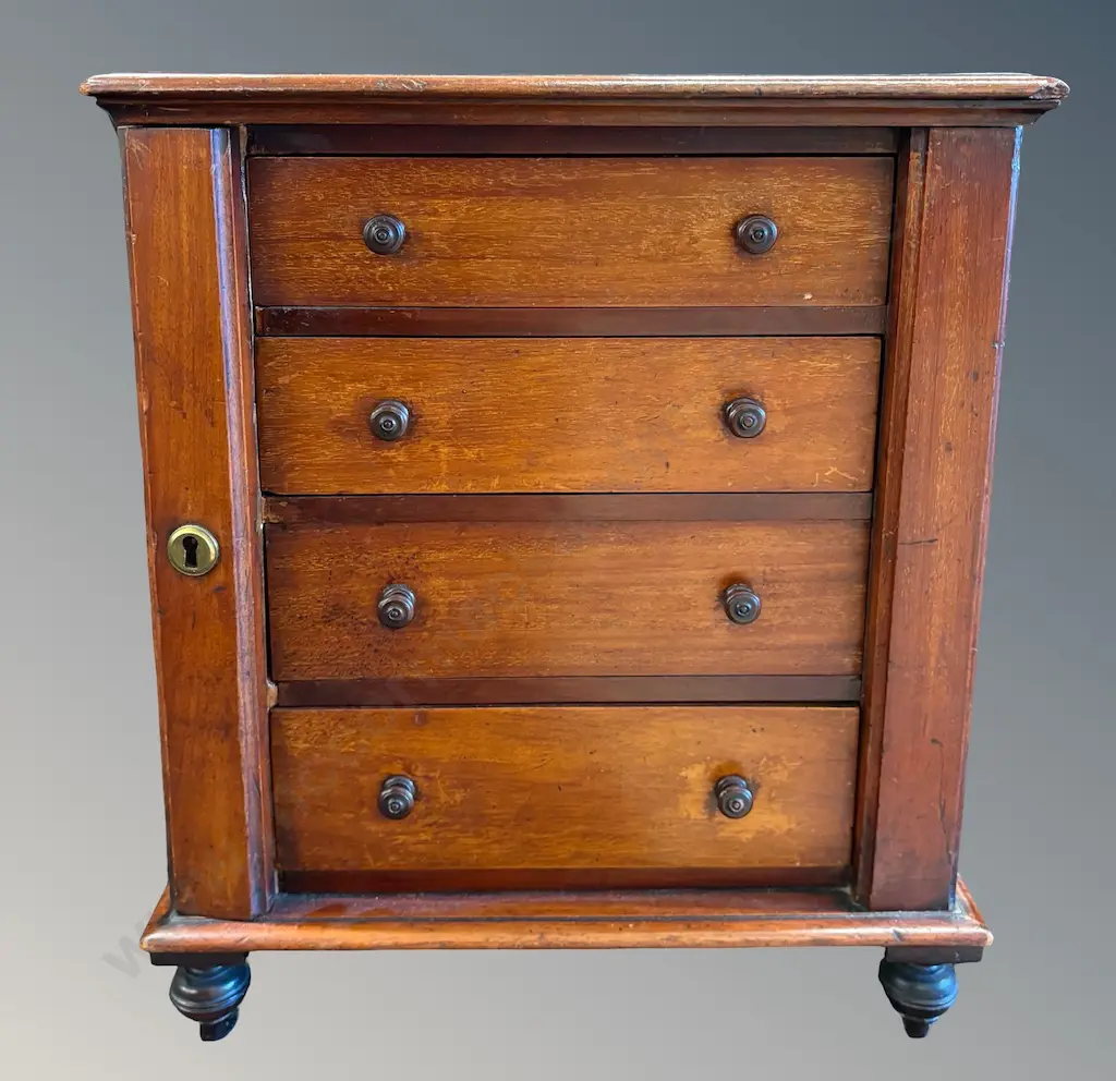 Mahogany 4 Drawer Apprentice Chest, L38xH45xD29cm Image 1++