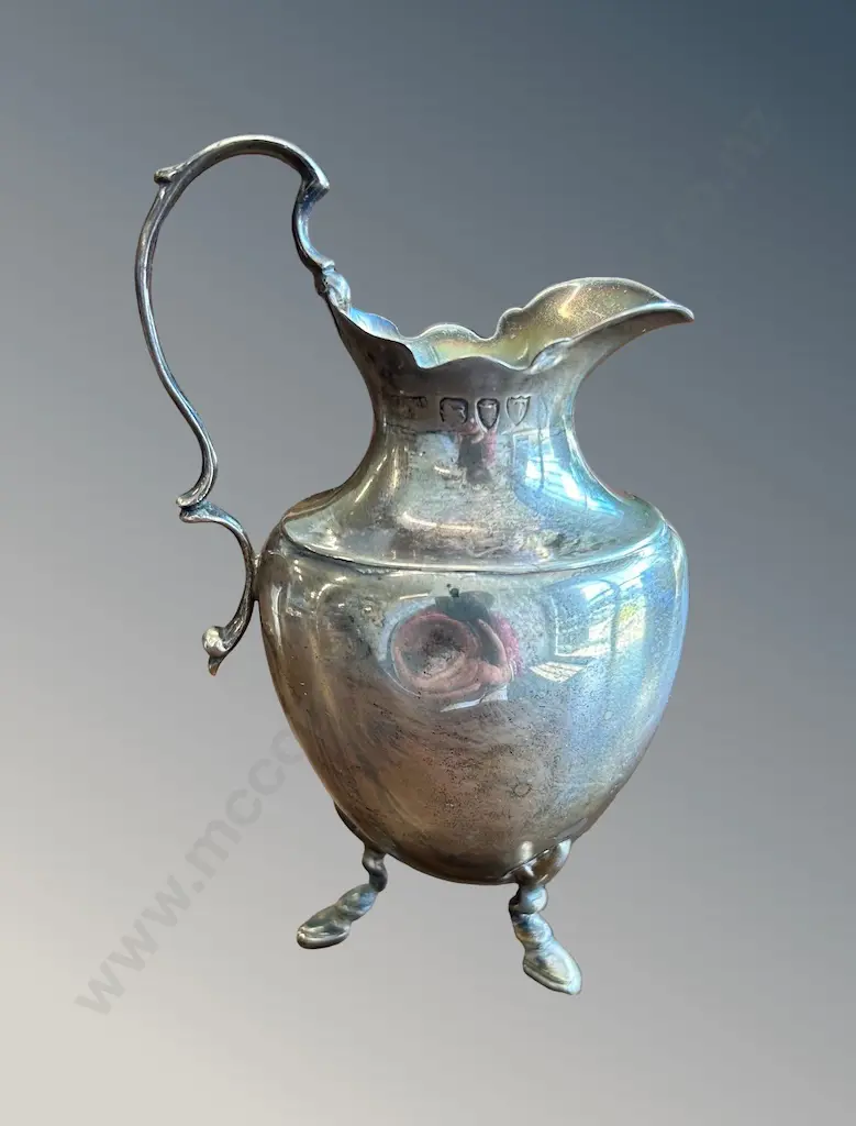 Sterling Silver Footed Creamer, (AF dent) TW86gms Image 1++