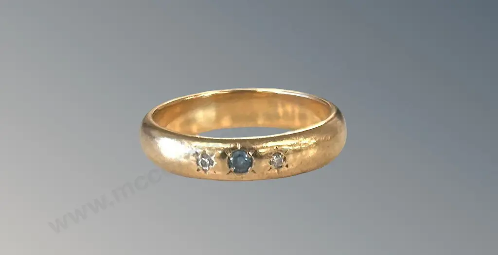 18ct Gold Wedding Band with Sapphire and Diamonds, Size R, TW6.8gms Image 1++
