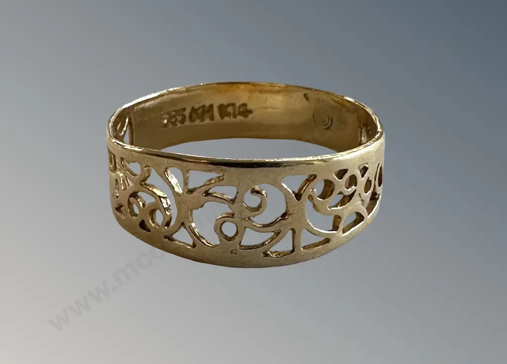 14ct Gold Filigrie Band, S K, TW1.5gms Image 1++