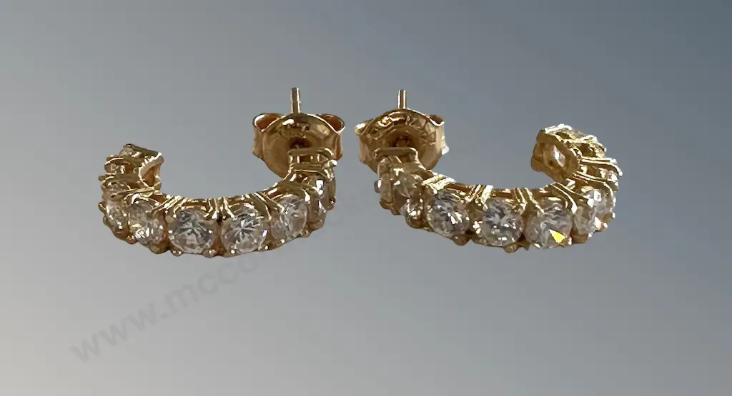 Pair of 14ct Gold  Hoop Earrings, TW3.5gms Image 1++
