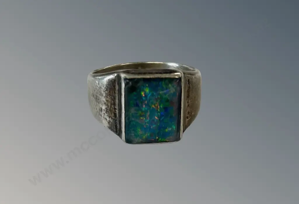 Sterling Silver and Opal Signet Ring, TW 8gms Image 1++