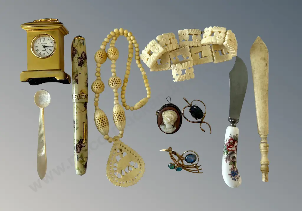 14ct Gold Nibbed Fountain Pen, Ivory Letter Opener, Cameo, Miniature Clock, Opal Brooches, etc Image 1++