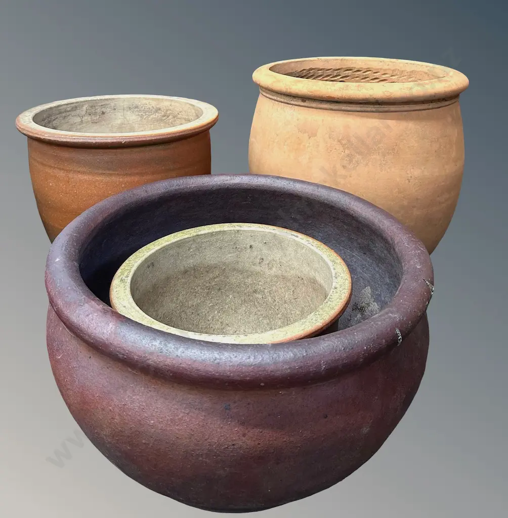 Four Terracotta Garden Pots Image 1++