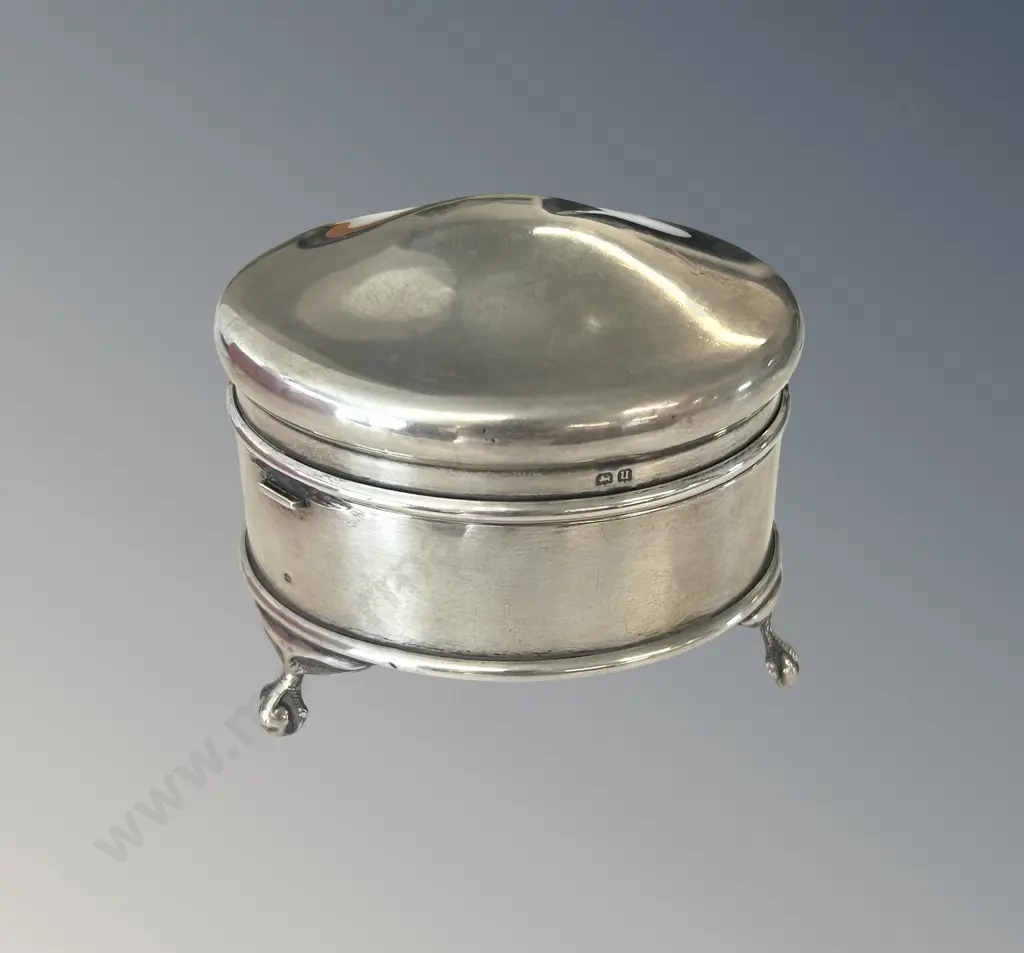 Sterling Silver Lidded Footed Container, Velvet Lined, TW90gms Image 1++